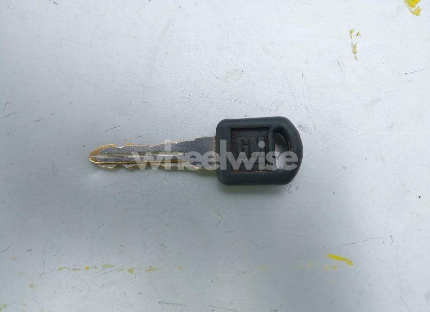 Photo 11 of 1999 Chevrolet Tahoe LS (VIN 1GNEK13RXXJ494072)