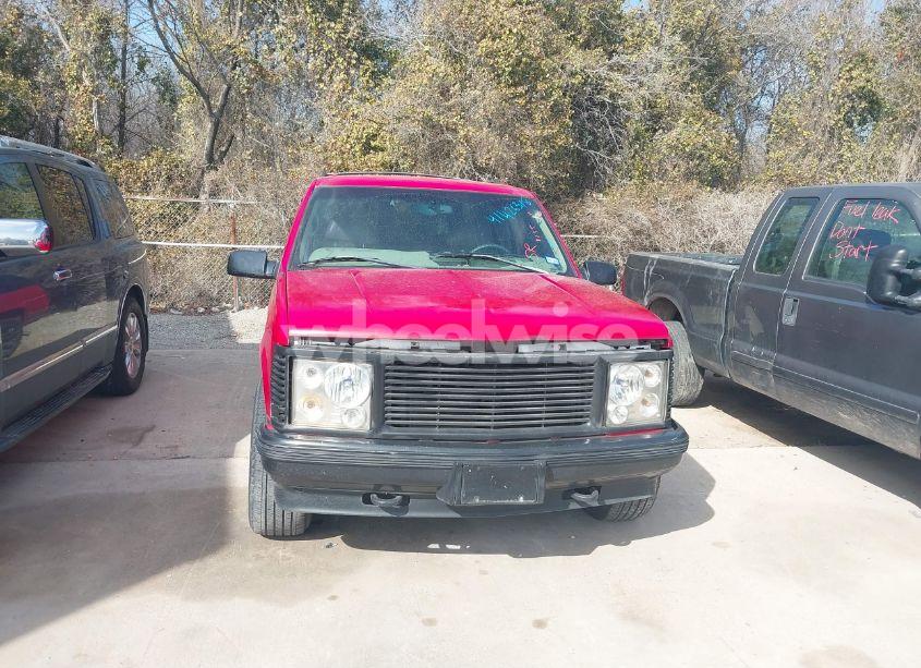 Photo 6 of 1999 Chevrolet Tahoe LS (VIN 1GNEK13RXXR121504)