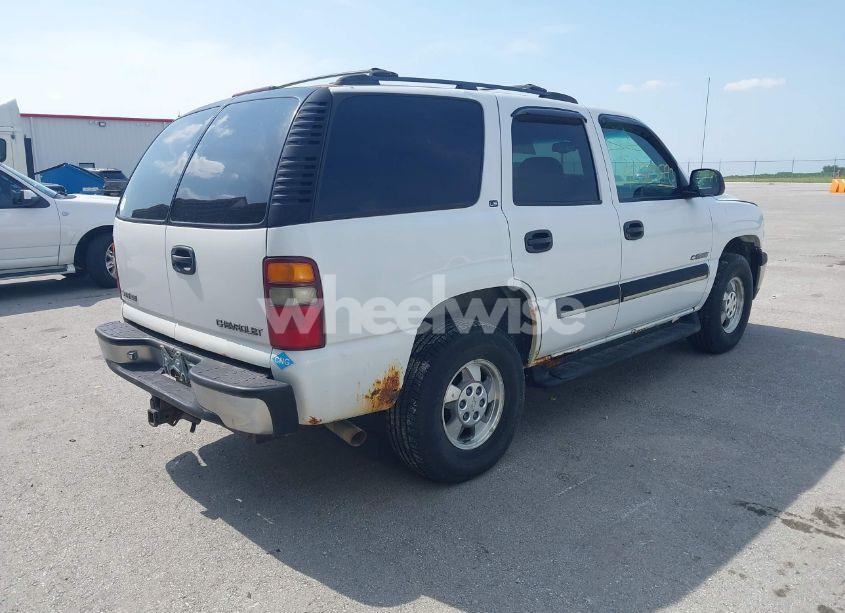 Photo 4 of 2001 Chevrolet Tahoe LS (VIN 1GNEK13T01J287838)