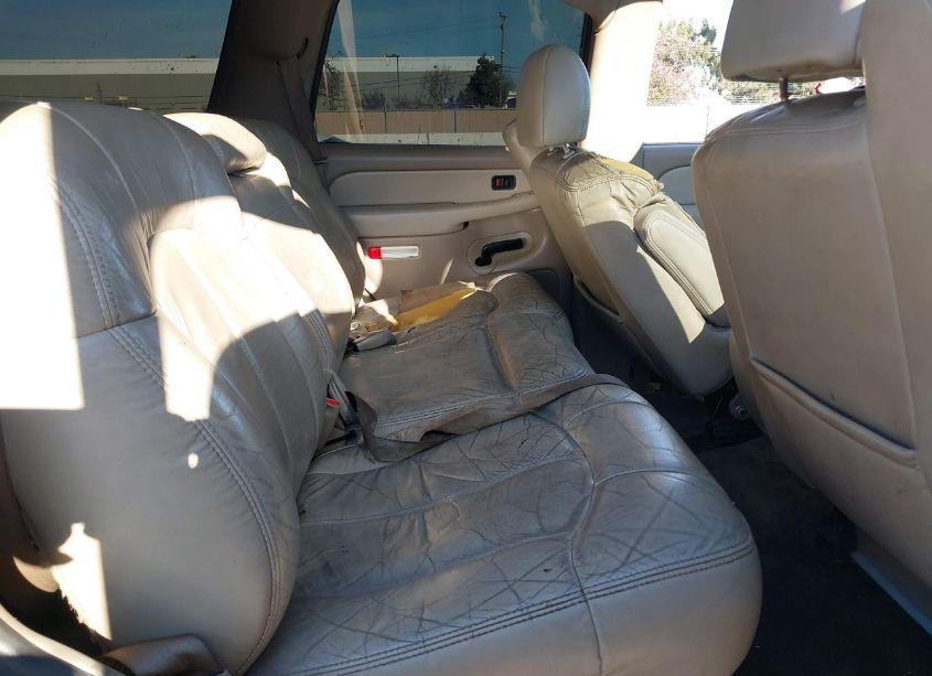 Photo 8 of 2001 Chevrolet Tahoe LT (VIN 1GNEK13T01R103760)
