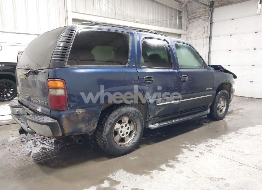 Photo 4 of 2001 Chevrolet Tahoe LS (VIN 1GNEK13T01R120820)