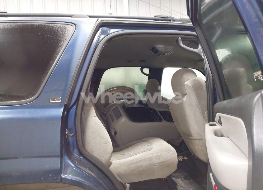 Photo 8 of 2001 Chevrolet Tahoe LS (VIN 1GNEK13T01R120820)