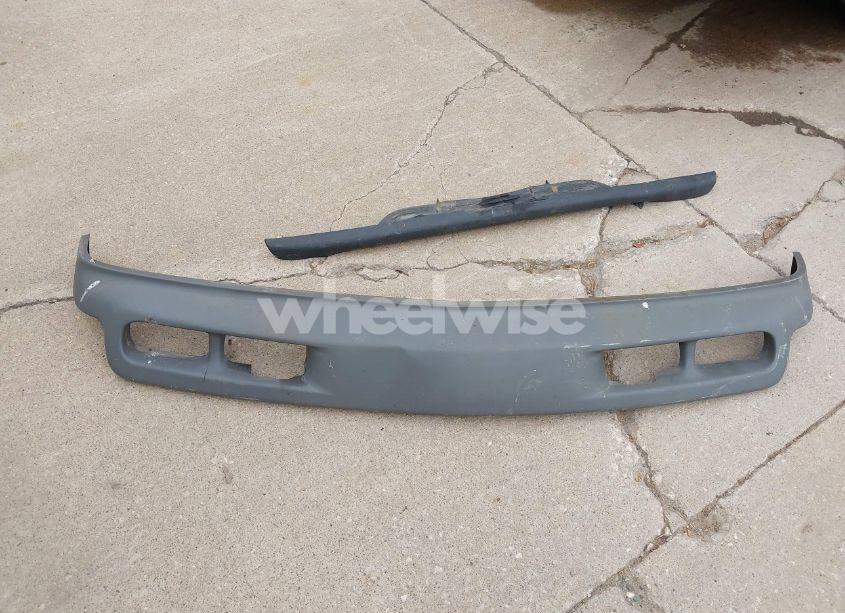 Photo 12 of 2001 Chevrolet Tahoe LT (VIN 1GNEK13T01R128643)