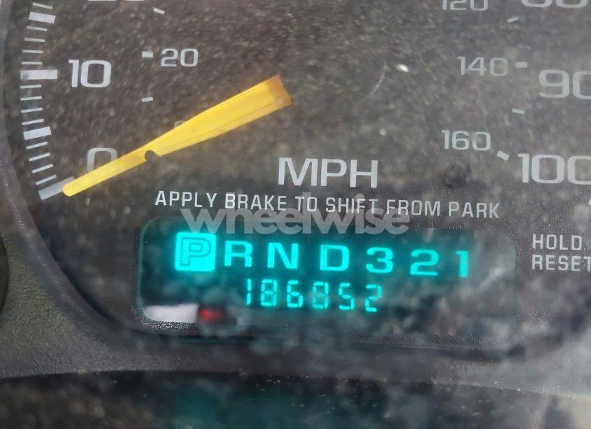 Photo 16 of 2001 Chevrolet Tahoe LT (VIN 1GNEK13T01R128643)