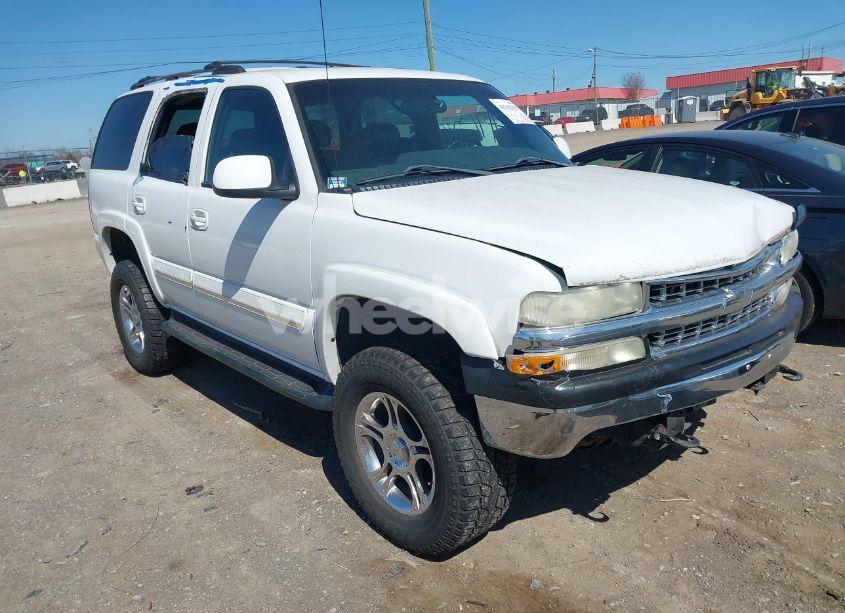 2001 Chevrolet Tahoe LS (VIN 1GNEK13T01R161951) main photo