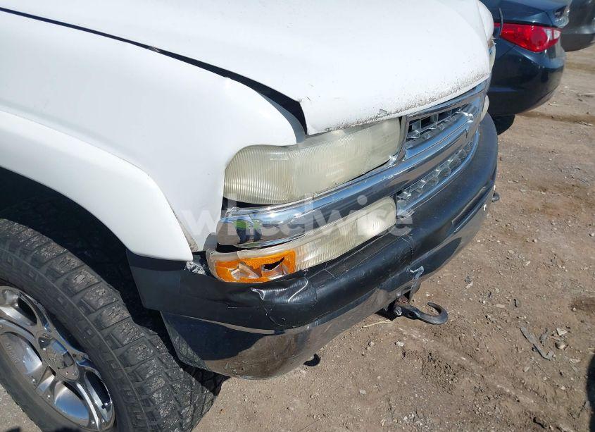 Photo 13 of 2001 Chevrolet Tahoe LS (VIN 1GNEK13T01R161951)