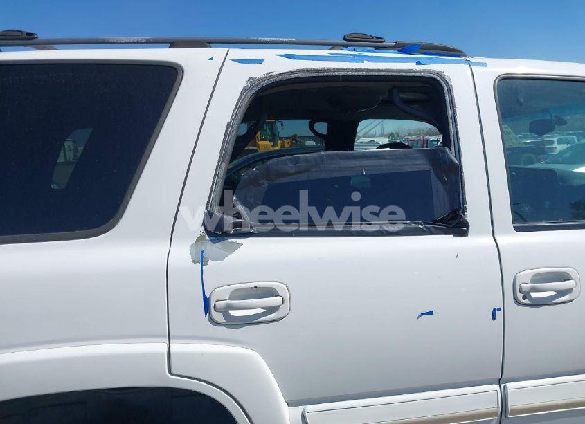 Photo 6 of 2001 Chevrolet Tahoe LS (VIN 1GNEK13T01R161951)