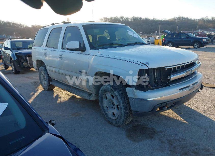 2001 Chevrolet Tahoe LT (VIN 1GNEK13T01R175168) main photo