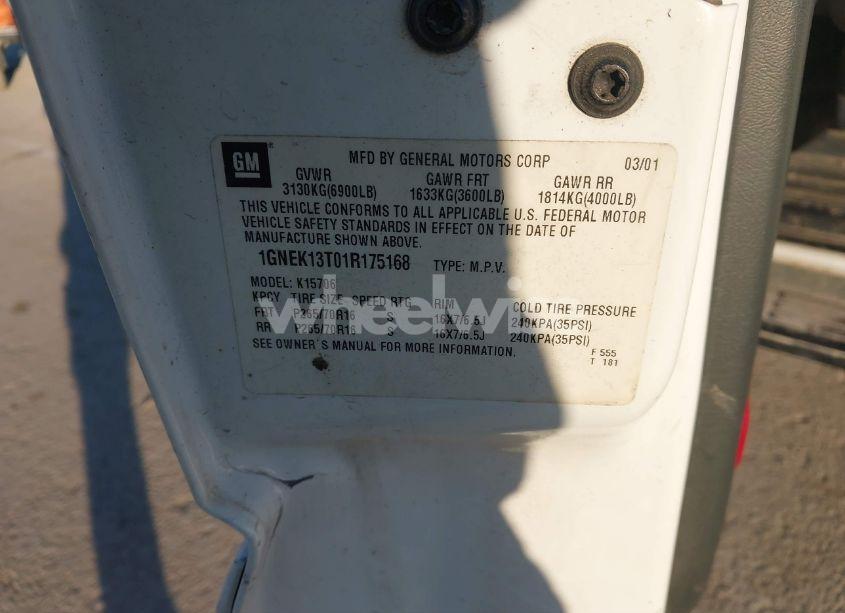 Photo 9 of 2001 Chevrolet Tahoe LT (VIN 1GNEK13T01R175168)