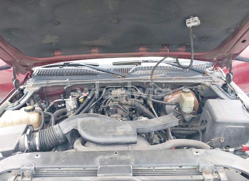 Photo 10 of 2001 Chevrolet Tahoe LT (VIN 1GNEK13T01R189068)