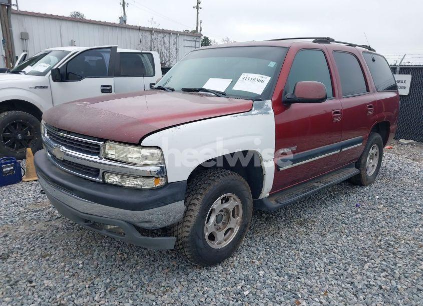 Photo 2 of 2001 Chevrolet Tahoe LT (VIN 1GNEK13T01R189068)