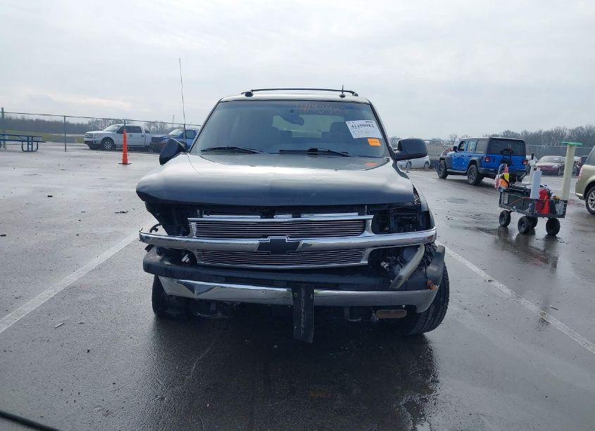 Photo 13 of 2005 Chevrolet Tahoe LT (VIN 1GNEK13T05J180942)