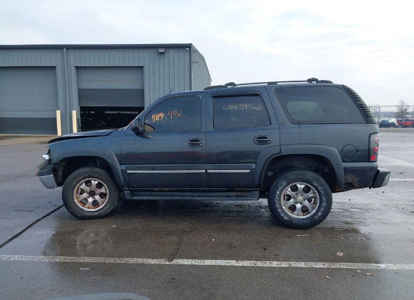Photo 15 of 2005 Chevrolet Tahoe LT (VIN 1GNEK13T05J180942)