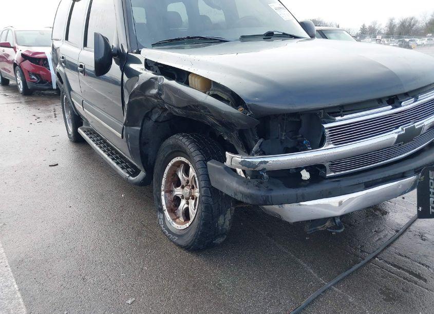 Photo 6 of 2005 Chevrolet Tahoe LT (VIN 1GNEK13T05J180942)