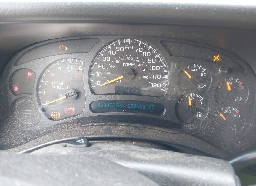 Photo 7 of 2005 Chevrolet Tahoe LT (VIN 1GNEK13T05J180942)