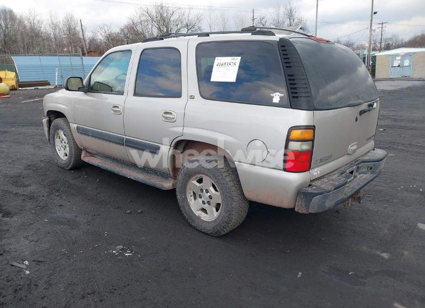 Photo 3 of 2005 Chevrolet Tahoe LT (VIN 1GNEK13T05J197479)