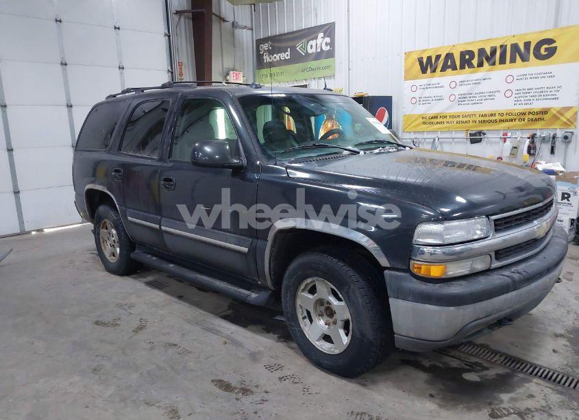2005 Chevrolet Tahoe LT (VIN 1GNEK13T05J200462) main photo