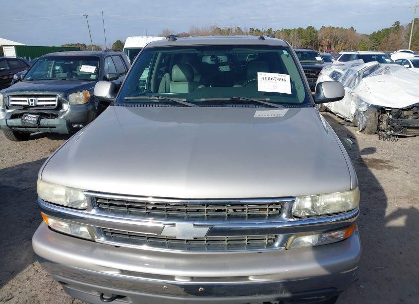 Photo 6 of 2005 Chevrolet Tahoe LT (VIN 1GNEK13T05R139776)