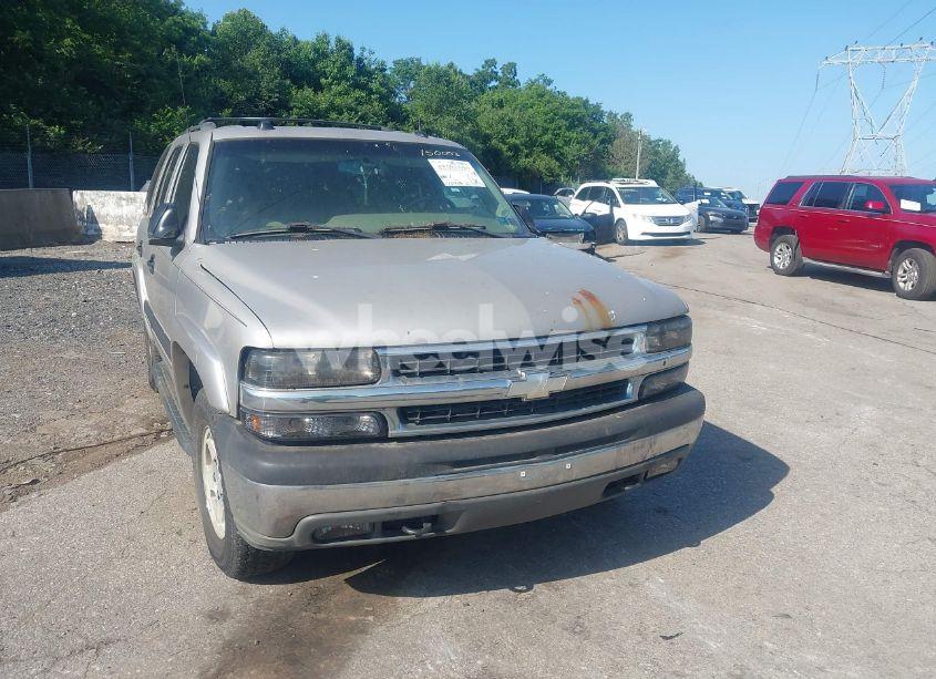 Photo 6 of 2005 Chevrolet Tahoe LS (VIN 1GNEK13T05R150003)
