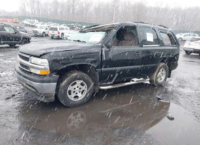 Photo 2 of 2006 Chevrolet Tahoe LS (VIN 1GNEK13T06R105600)
