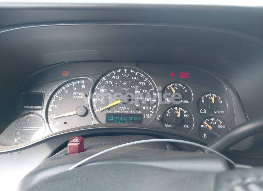 Photo 7 of 2001 Chevrolet Tahoe LT (VIN 1GNEK13T11J144185)