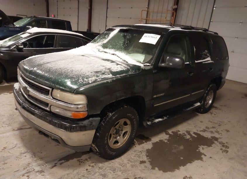 Photo 2 of 2001 Chevrolet Tahoe LT (VIN 1GNEK13T11J307210)