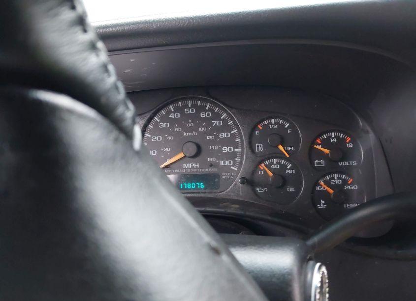 Photo 7 of 2001 Chevrolet Tahoe LT (VIN 1GNEK13T11J317025)