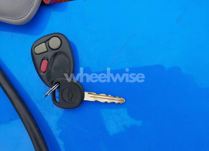 Photo 11 of 2001 Chevrolet Tahoe LS (VIN 1GNEK13T11R109826)