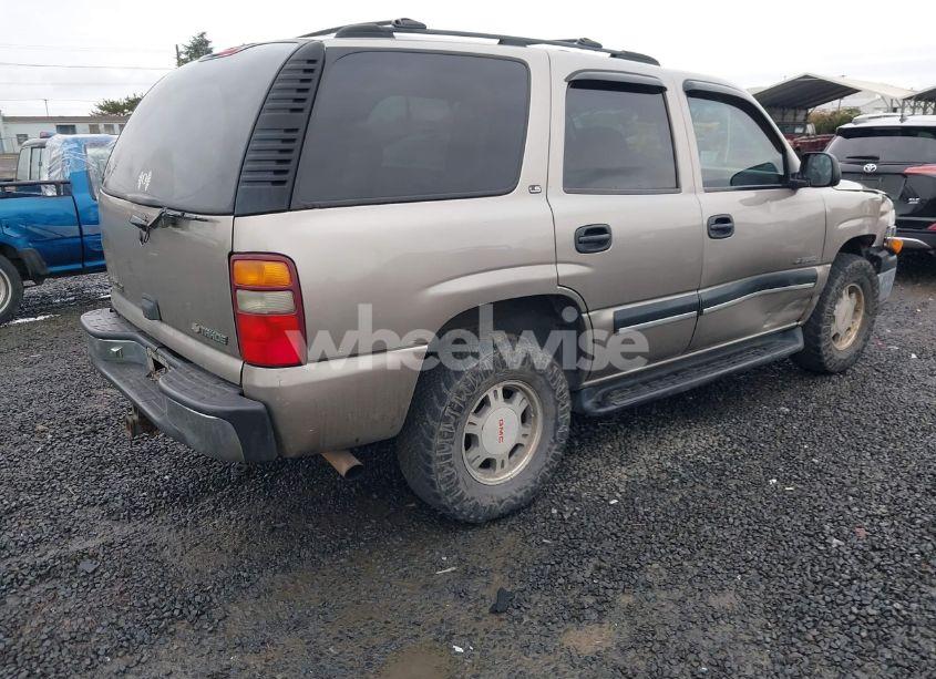 Photo 4 of 2001 Chevrolet Tahoe LS (VIN 1GNEK13T11R109826)