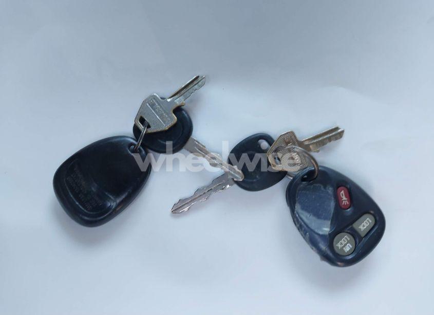 Photo 11 of 2001 Chevrolet Tahoe LT (VIN 1GNEK13T11R219341)