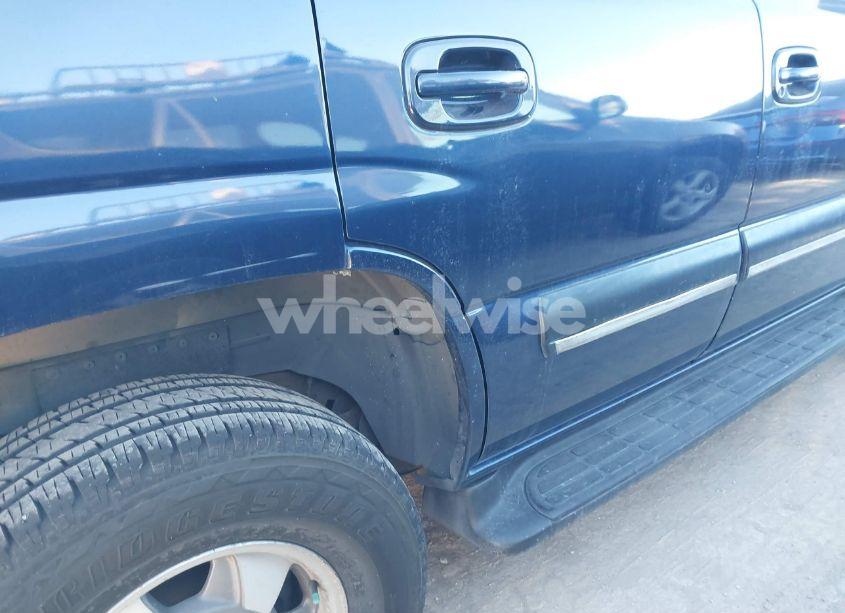 Photo 16 of 2001 Chevrolet Tahoe LT (VIN 1GNEK13T11R219341)