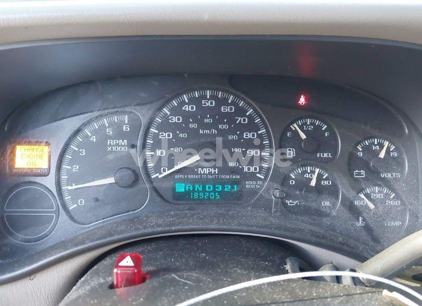 Photo 7 of 2001 Chevrolet Tahoe LT (VIN 1GNEK13T11R219341)