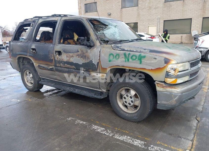 2001 Chevrolet Tahoe LT (VIN 1GNEK13T11R220778) main photo