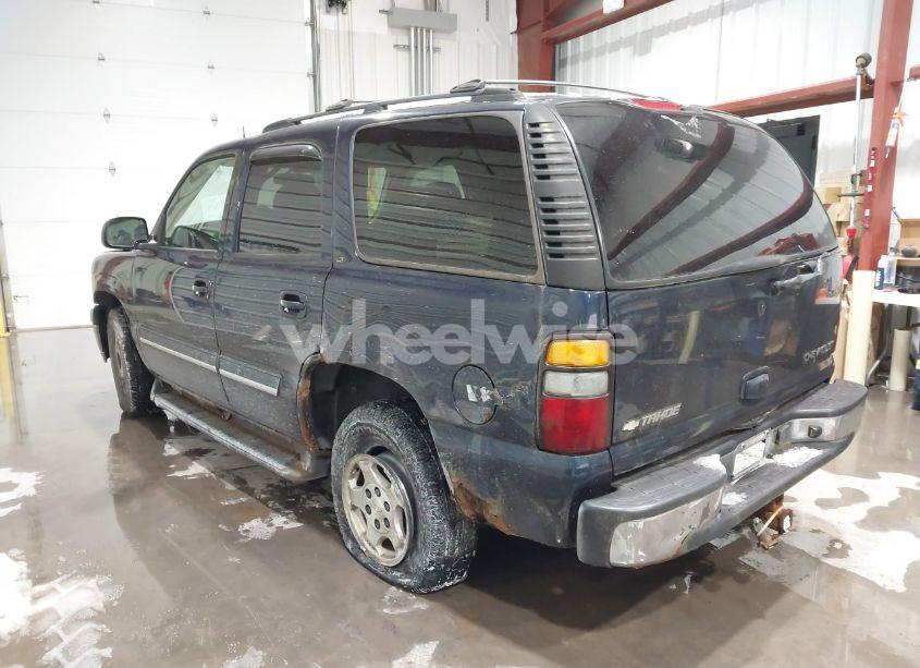 Photo 3 of 2004 Chevrolet Tahoe LT (VIN 1GNEK13T14J195982)