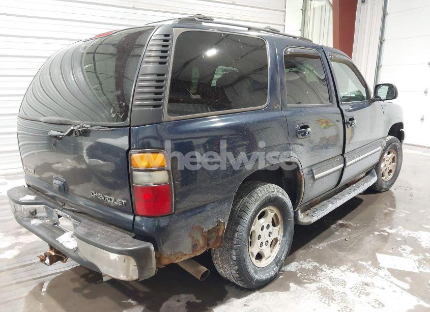 Photo 4 of 2004 Chevrolet Tahoe LT (VIN 1GNEK13T14J195982)