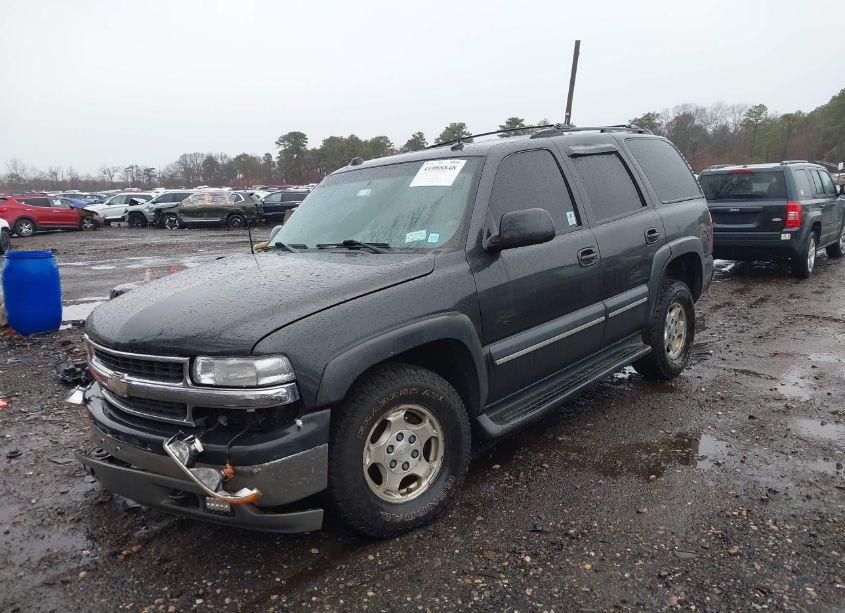 Photo 2 of 2004 Chevrolet Tahoe LT (VIN 1GNEK13T14R119292)