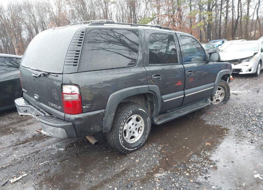 Photo 4 of 2004 Chevrolet Tahoe LT (VIN 1GNEK13T14R119292)