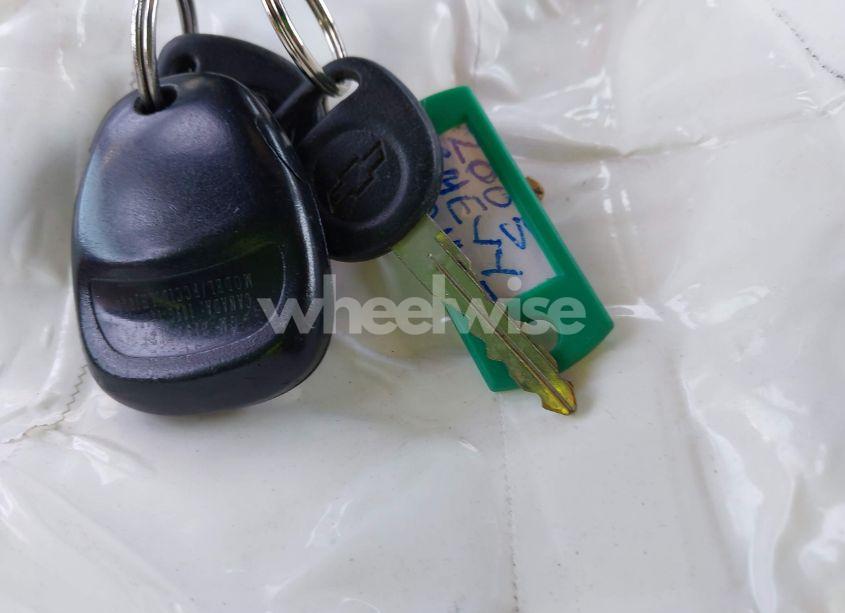 Photo 11 of 2004 Chevrolet Tahoe LS (VIN 1GNEK13T14R169285)