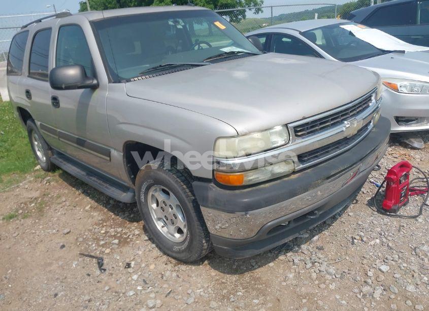 2005 Chevrolet Tahoe LS (VIN 1GNEK13T15J110947) main photo
