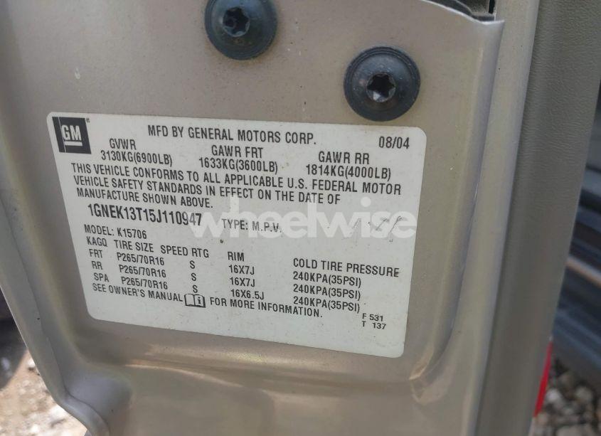 Photo 9 of 2005 Chevrolet Tahoe LS (VIN 1GNEK13T15J110947)