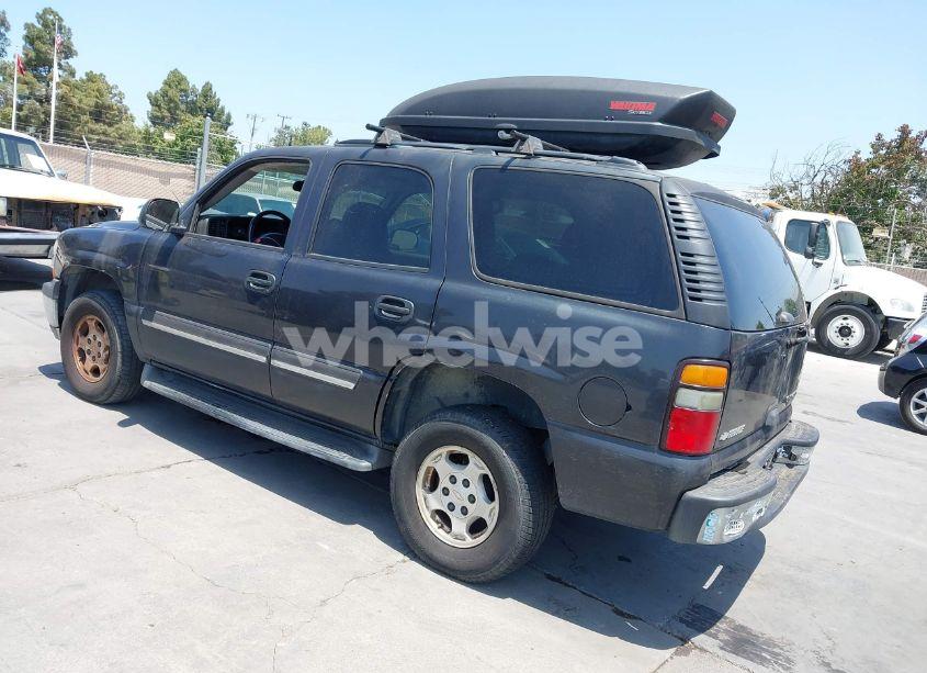 Photo 3 of 2005 Chevrolet Tahoe LS (VIN 1GNEK13T15J263926)