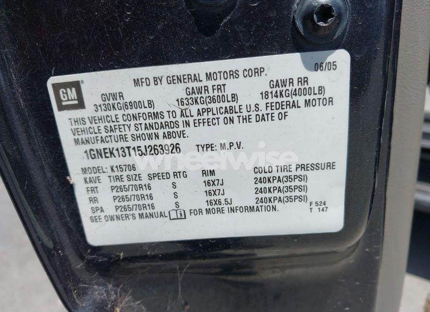 Photo 9 of 2005 Chevrolet Tahoe LS (VIN 1GNEK13T15J263926)