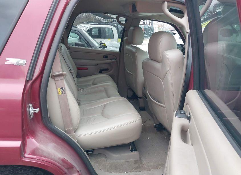 Photo 8 of 2005 Chevrolet Tahoe Z71 (VIN 1GNEK13T15R112103)