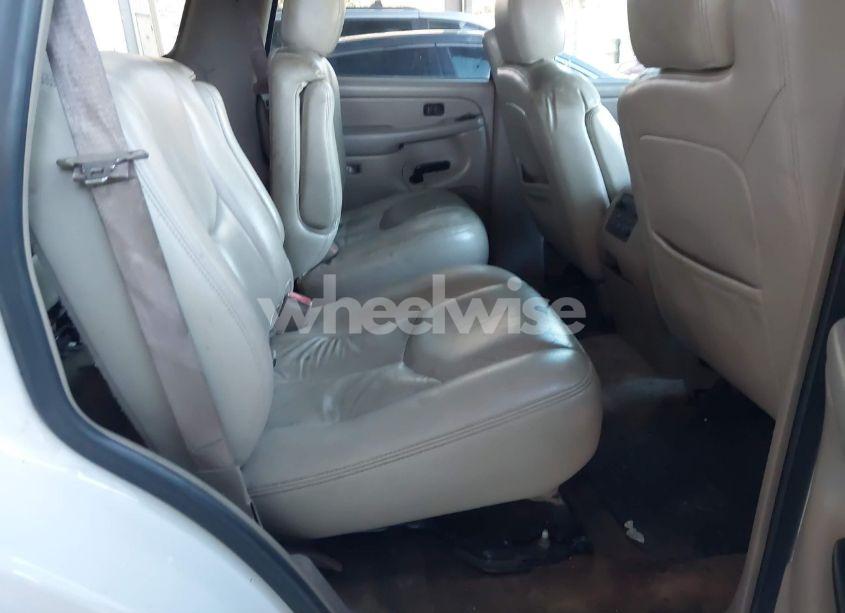 Photo 8 of 2006 Chevrolet Tahoe Z71 (VIN 1GNEK13T16R145104)