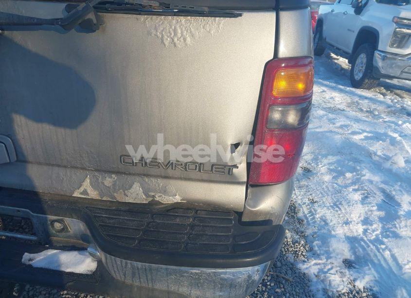 Photo 18 of 2000 Chevrolet Tahoe ALL NEW LT (VIN 1GNEK13T1YJ103212)