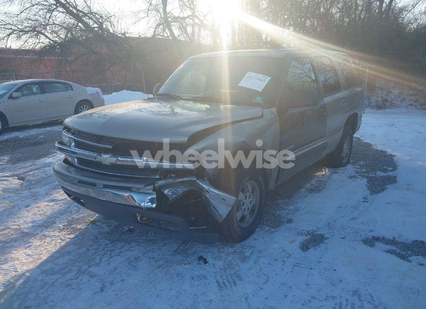 Photo 2 of 2000 Chevrolet Tahoe ALL NEW LT (VIN 1GNEK13T1YJ103212)