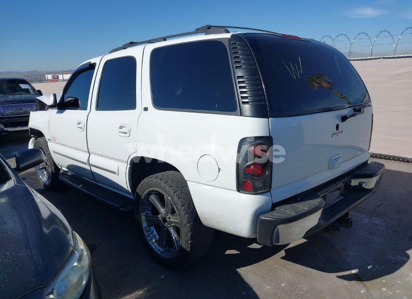 Photo 3 of 2001 Chevrolet Tahoe LT (VIN 1GNEK13T21J264755)