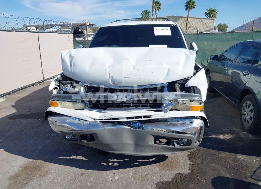 Photo 6 of 2001 Chevrolet Tahoe LT (VIN 1GNEK13T21J264755)