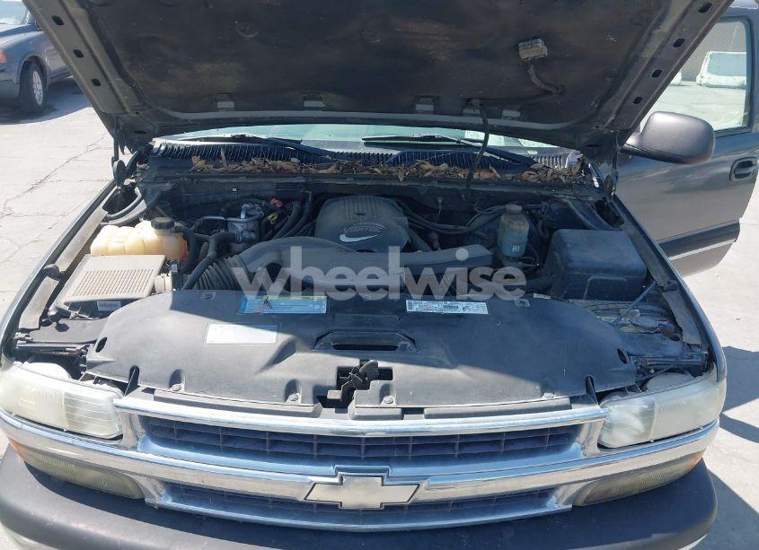 Photo 10 of 2001 Chevrolet Tahoe LS (VIN 1GNEK13T21J269633)