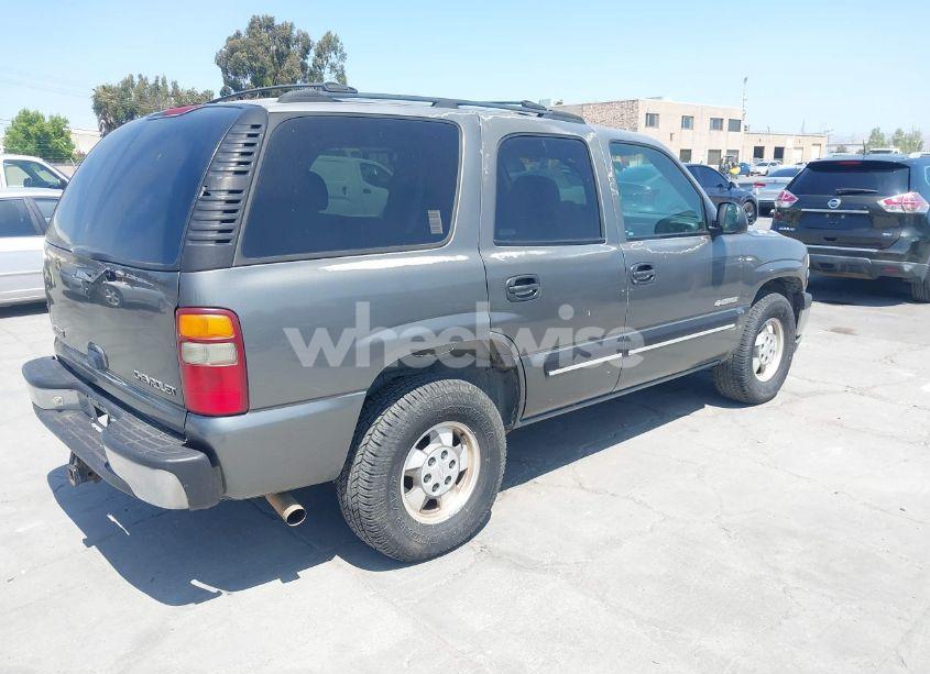 Photo 4 of 2001 Chevrolet Tahoe LS (VIN 1GNEK13T21J269633)